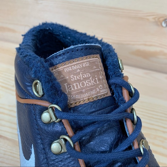Nike Zoom SB Stefan Janoski Mid Shoes # 472679-423
Leather
Men’s 7.5 Navy White - Picture 2 of 10